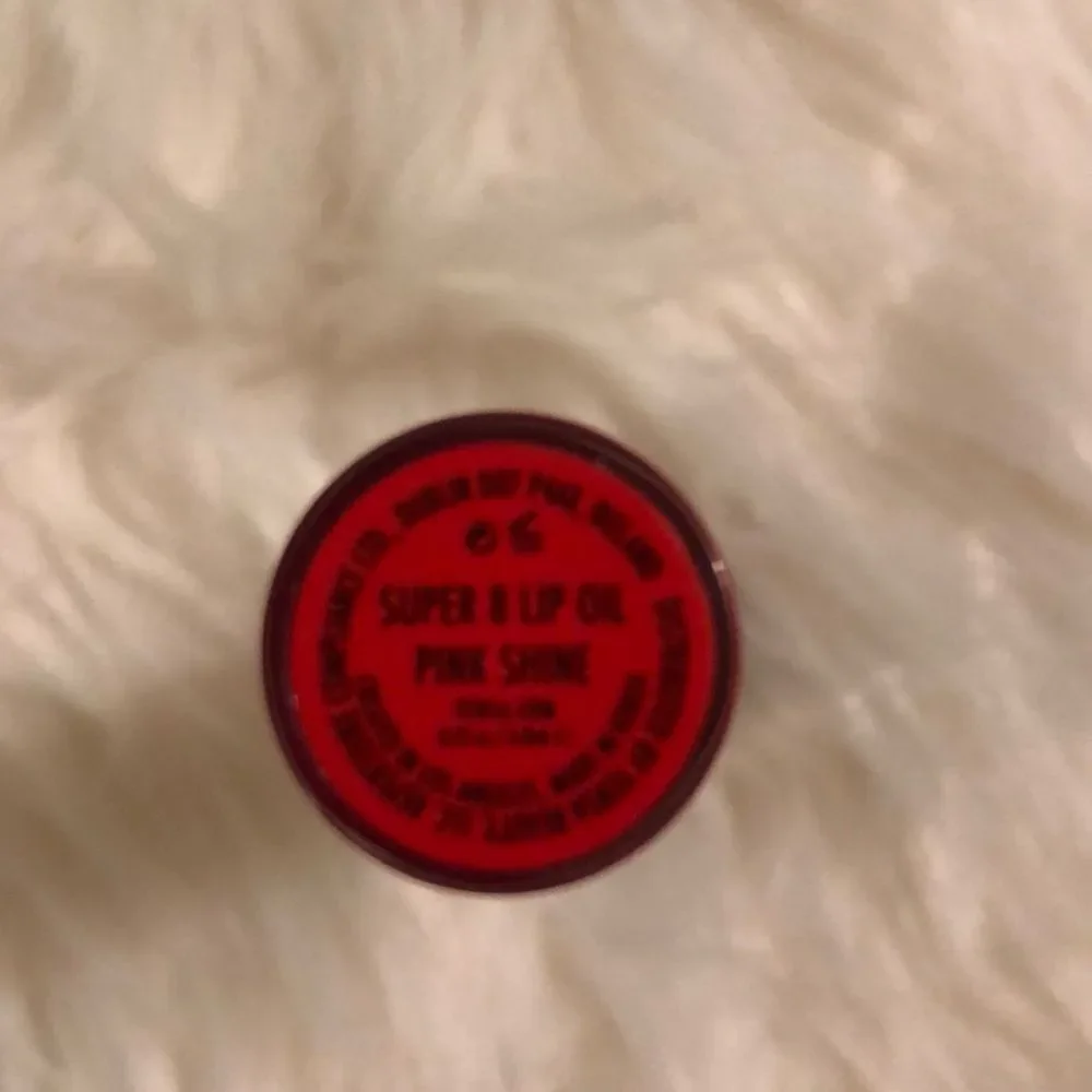 Yensa Full Sized Super 8 LIp Oil in Pink Shine New in Box